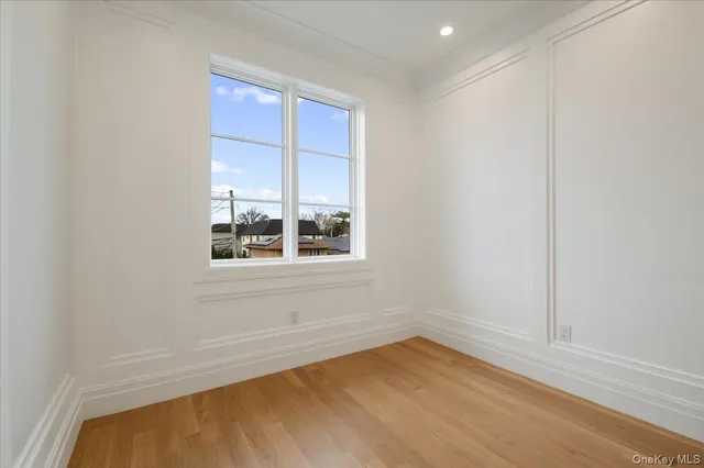 $3,290,000 | 772 Park Lane, Valley Stream, NY 11581