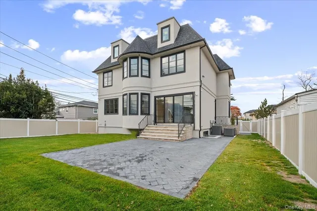 $3,290,000 | 772 Park Lane, Valley Stream, NY 11581