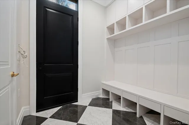 $3,290,000 | 772 Park Lane, Valley Stream, NY 11581