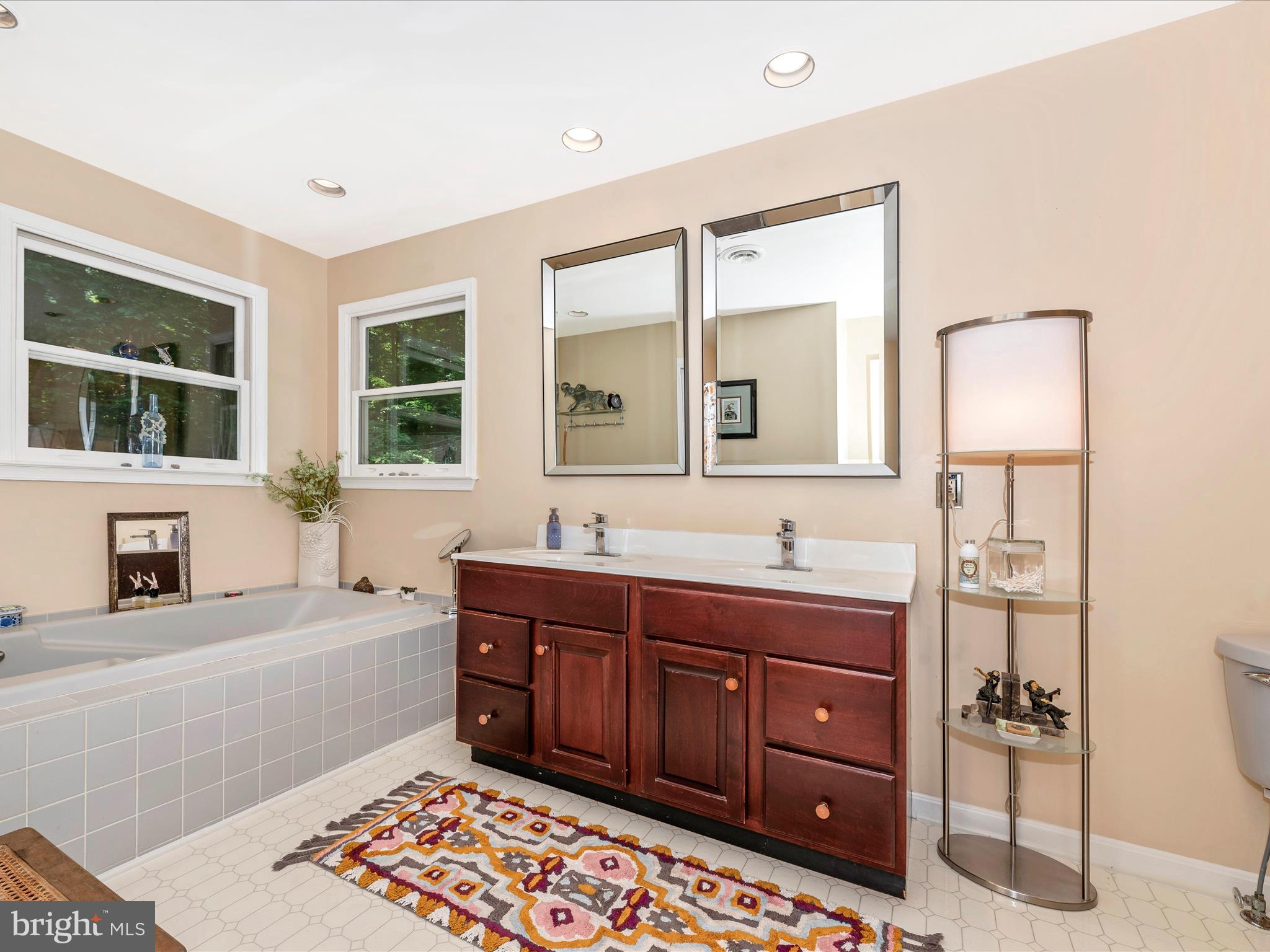 4314 Tabler Road Frederick, MD 21704 - Photo 29 of 71 Primary Bathroom