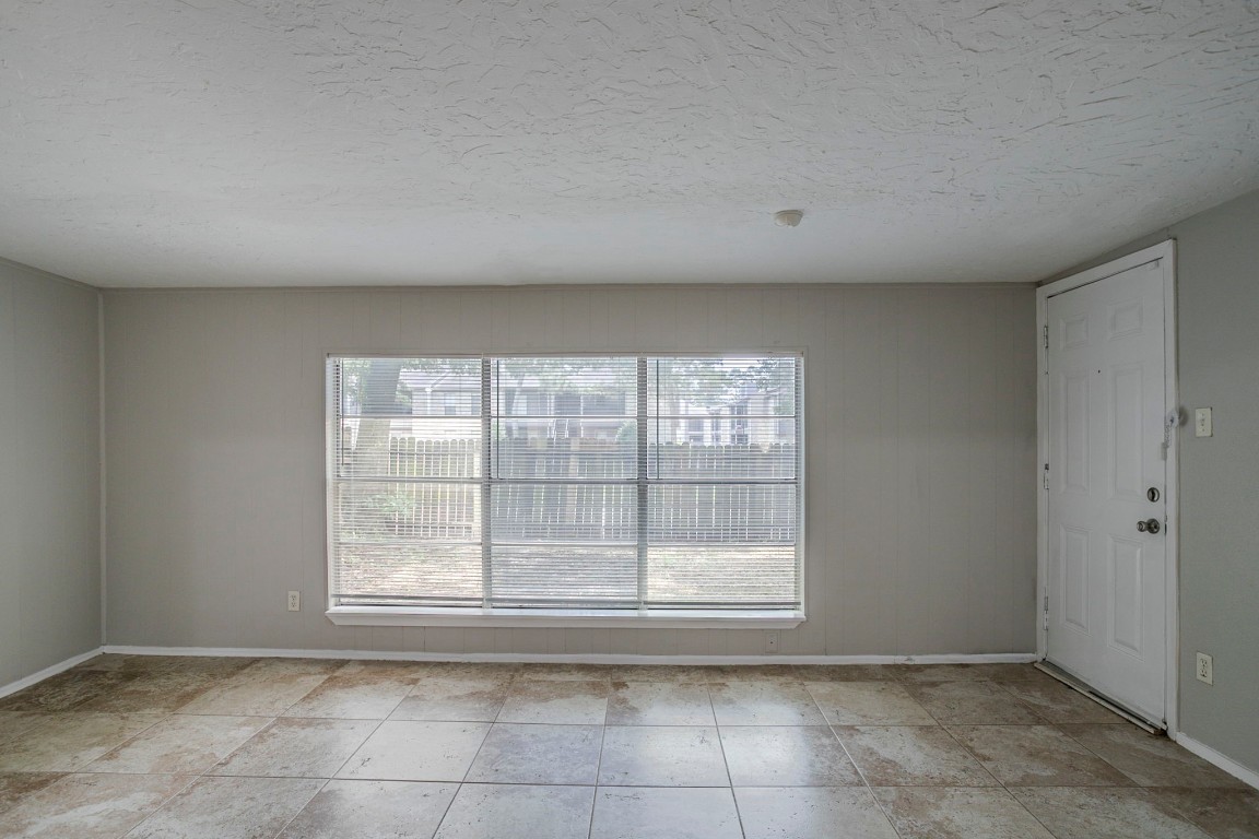 5902 Yorkgate Drive Spring, TX 77373 - Photo 14 of 32