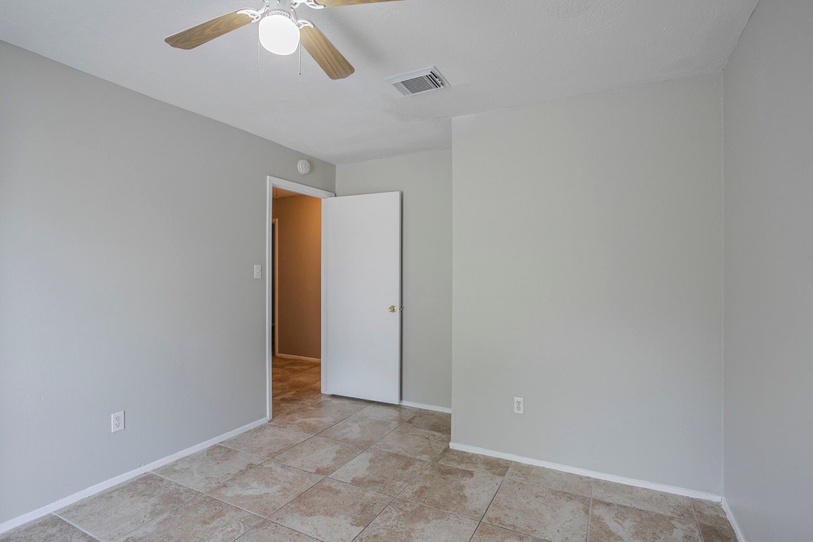 5902 Yorkgate Drive Spring, TX 77373 - Photo 27 of 32