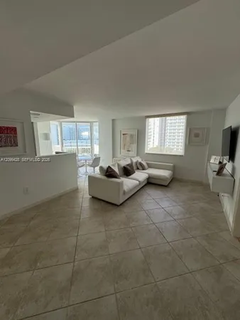 $3,500 | 1621 Bay Road, Unit 708, Miami Beach, FL 33139