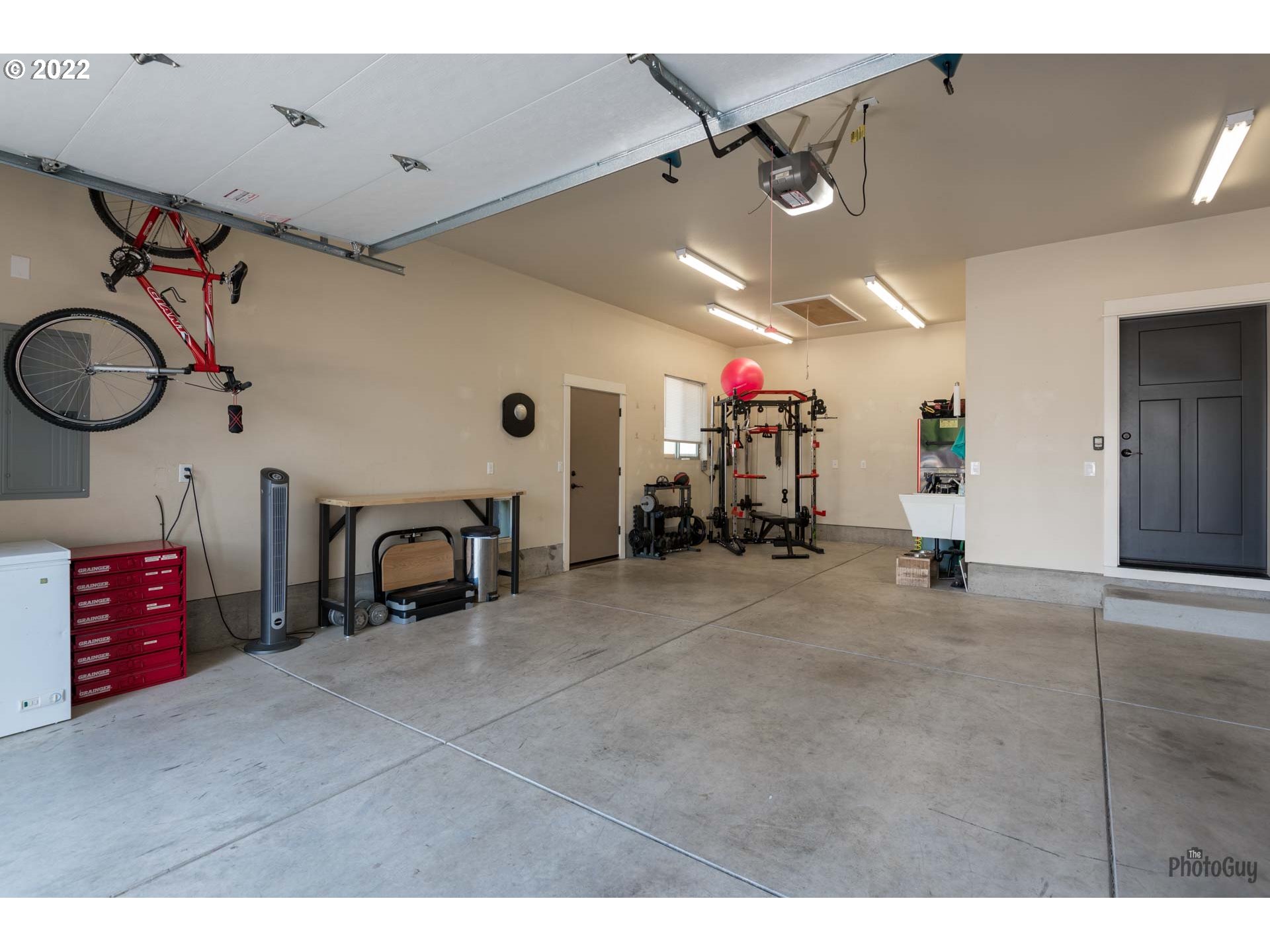 853 67th Place Springfield, OR 97478 - Photo 26 of 32 a view of a room with gym equipment