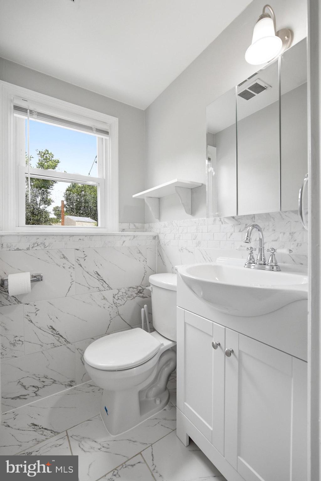 130 Oakdale Road Cherry Hill, NJ 08034 - Photo 15 of 20