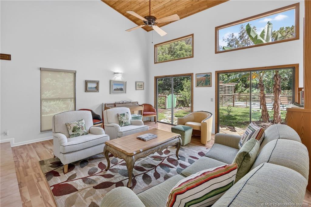 11145 Southwest Meadowlark Circle Stuart, FL 34997 - Photo 16 of 107
