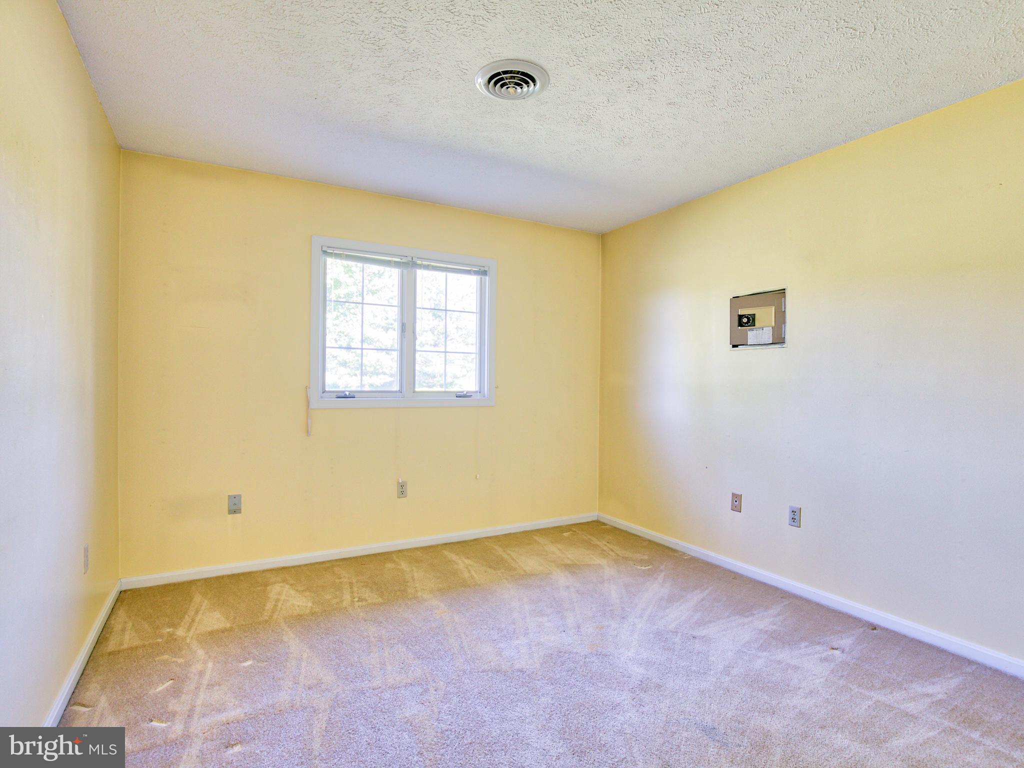 164 Hanging Tree Road Winchester, VA 22603 - Photo 18 of 43 Bedroom #3