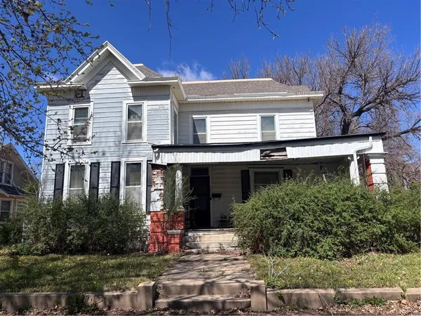 $90,000 | 223 Northeast 6th Street, Abilene, KS 67410