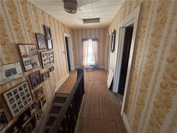 $90,000 | 223 Northeast 6th Street, Abilene, KS 67410