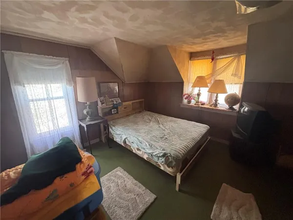 $90,000 | 223 Northeast 6th Street, Abilene, KS 67410