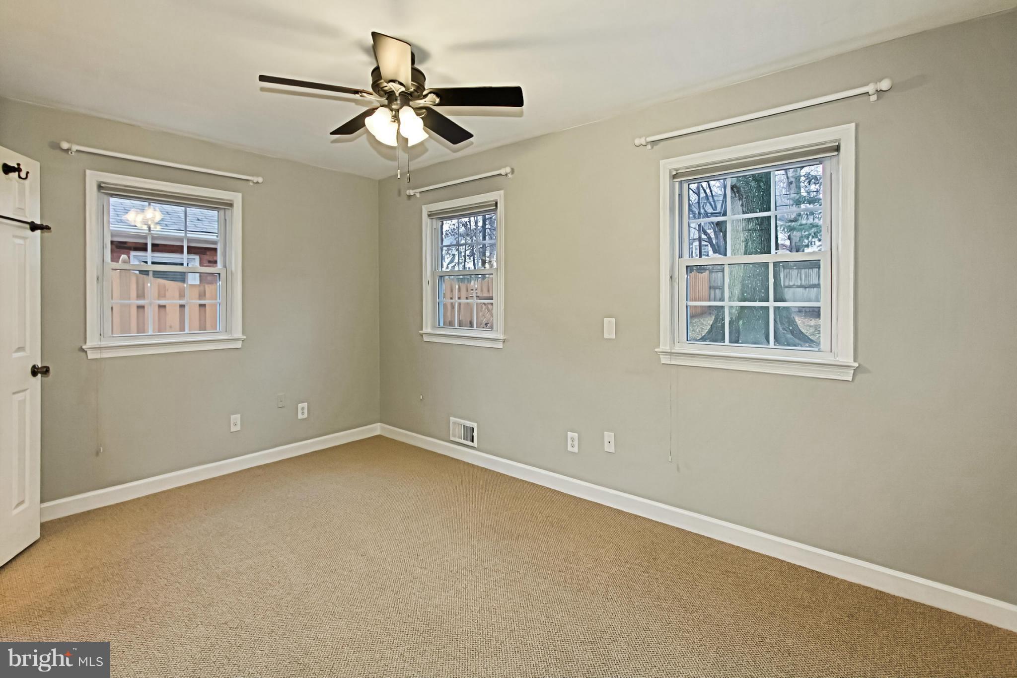 712 West Glebe Road Alexandria, VA 22305 - Photo 16 of 30 Bedroom (Master)