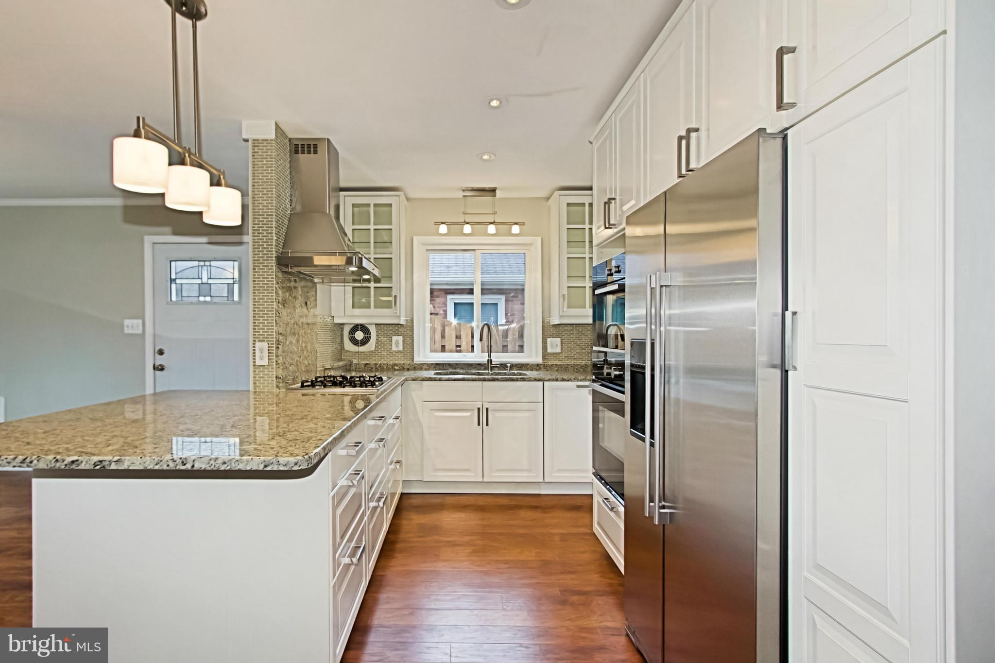 712 West Glebe Road Alexandria, VA 22305 - Photo 4 of 30 Kitchen