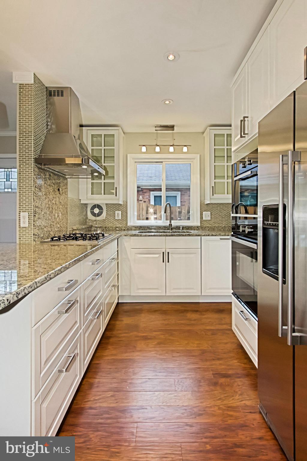 712 West Glebe Road Alexandria, VA 22305 - Photo 6 of 30 Kitchen