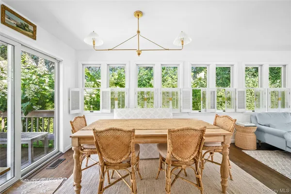 $1,495,000 | 5 Oak Drive, Sag Harbor, NY 11963