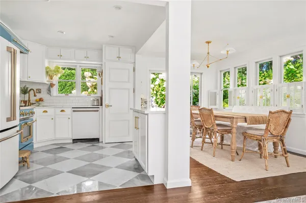 $1,495,000 | 5 Oak Drive, Sag Harbor, NY 11963