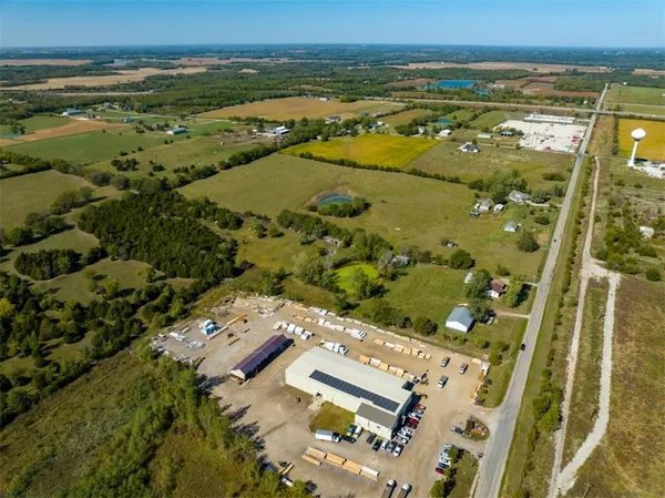 $1,400,000 | 9730 Sunflower Road, De Soto, KS 66018