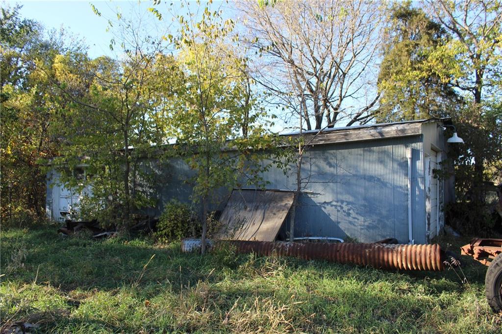 9730 Sunflower Road De Soto, KS 66018 - Photo 39 of 47