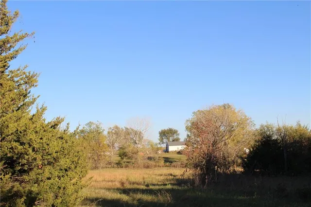 $1,400,000 | 9730 Sunflower Road, De Soto, KS 66018