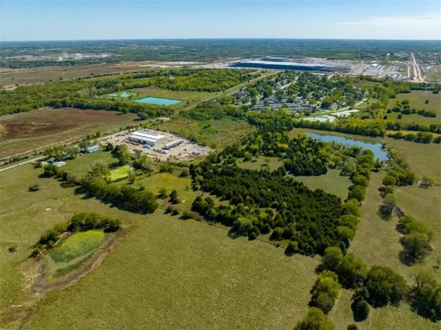 $1,400,000 | 9730 Sunflower Road, De Soto, KS 66018