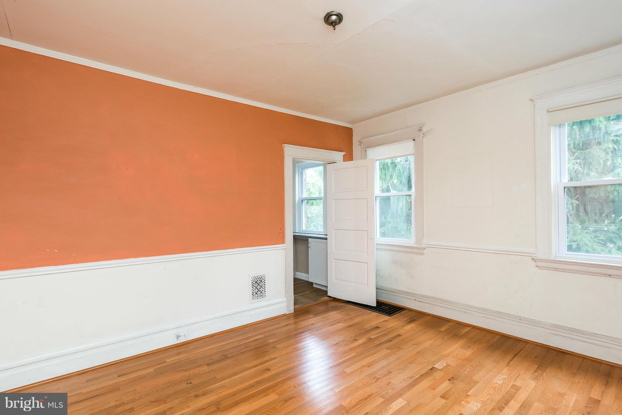 4823 Keswick Road Baltimore, MD 21210 - Photo 10 of 24 Dining Room
