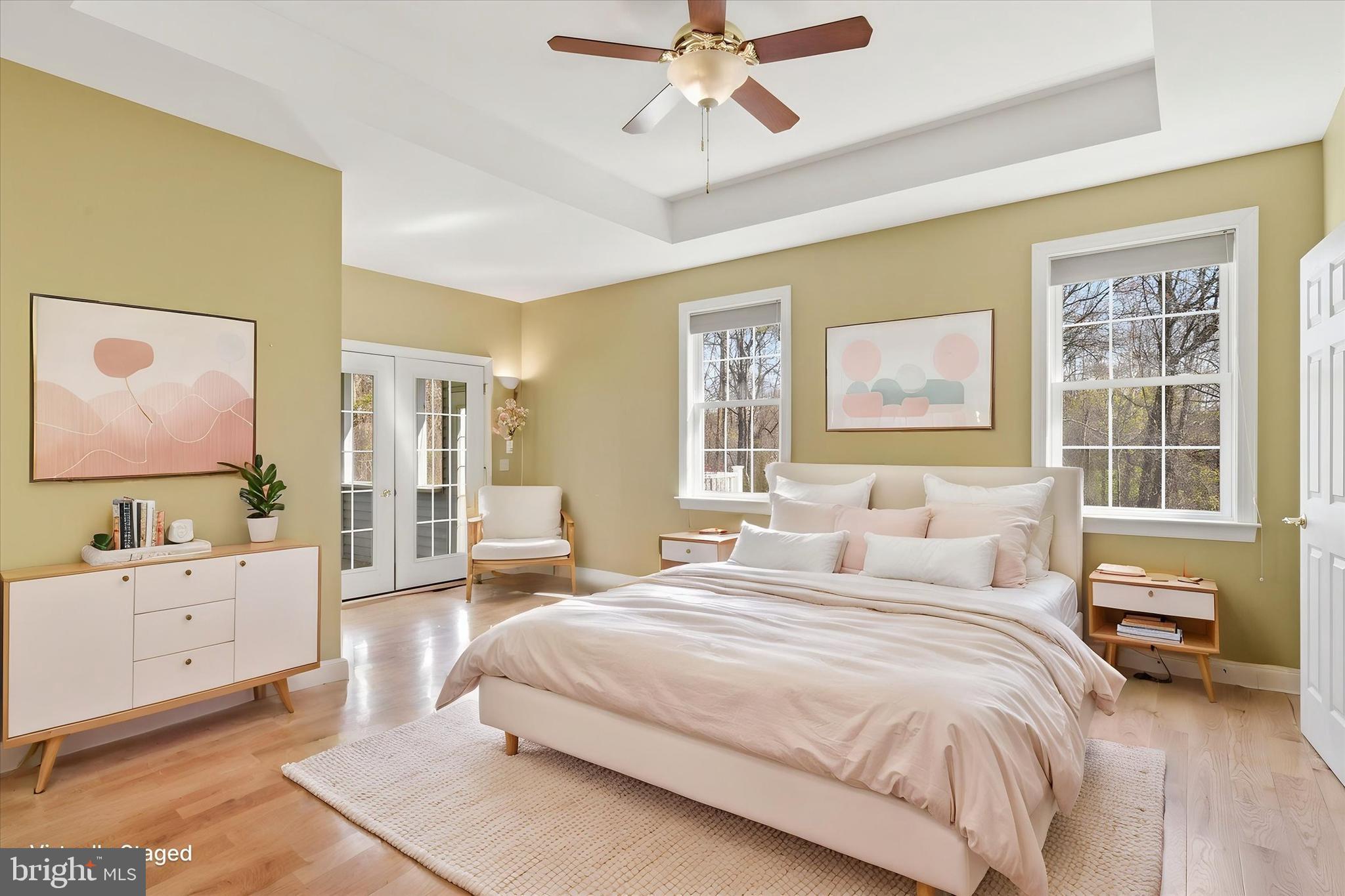 935 Silver Lake Road Lewisberry, PA 17339 - Photo 12 of 39 Primary Bedroom (photo is virtually staged)