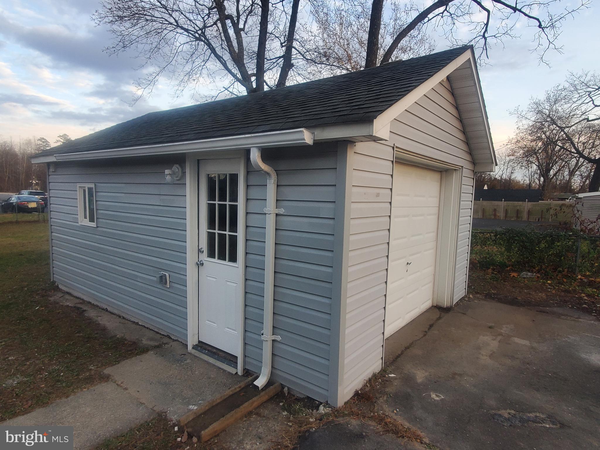 136 Trenton Road Browns Mills, NJ 08015 - Photo 21 of 25