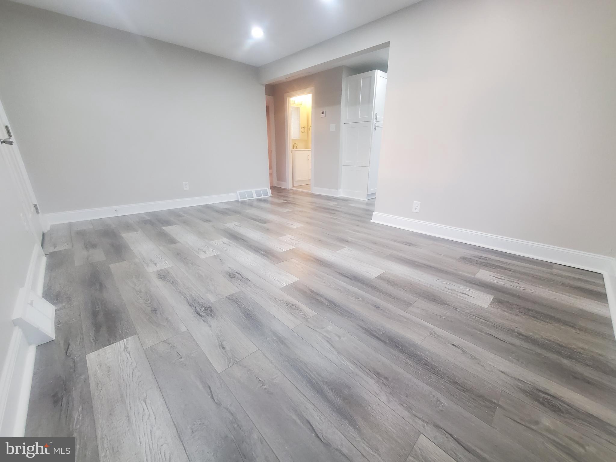 136 Trenton Road Browns Mills, NJ 08015 - Photo 6 of 25