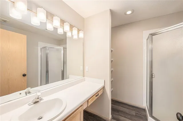 $318,000 | 2006 West 139th Street, Leawood, KS 66224