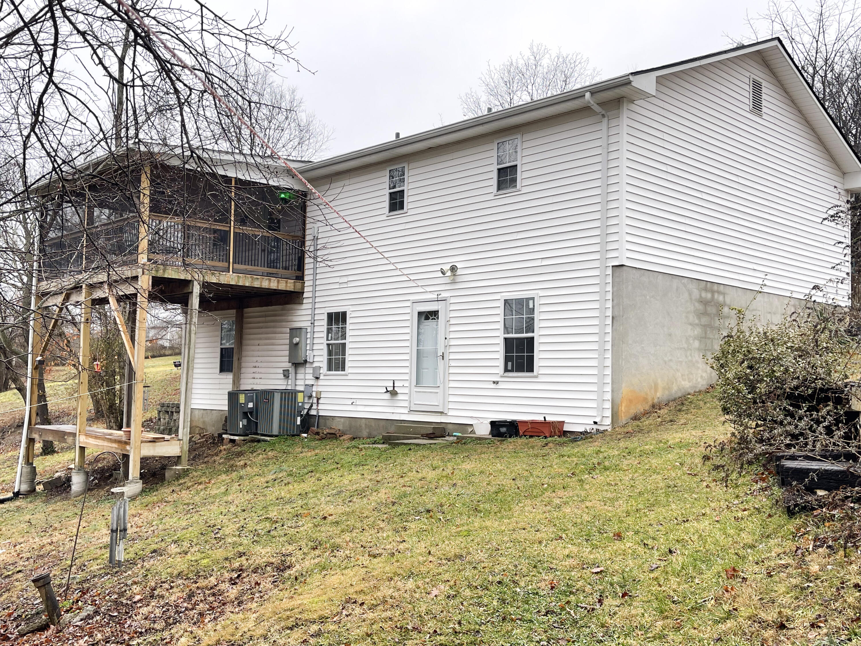 187 East Haiti Road Berea, KY 40403 - Photo 48 of 61 9-IMG_9777