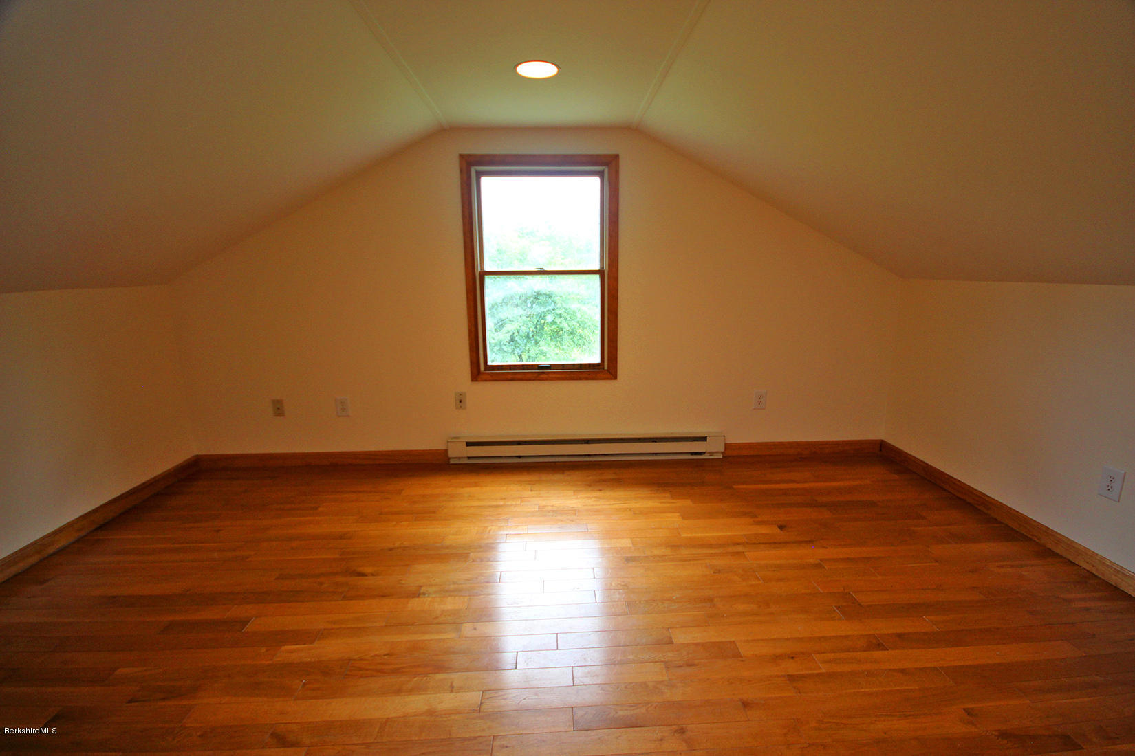 900 Stockbridge Road Lee, MA 01238 - Photo 19 of 27 SECOND STORY BEDROOM