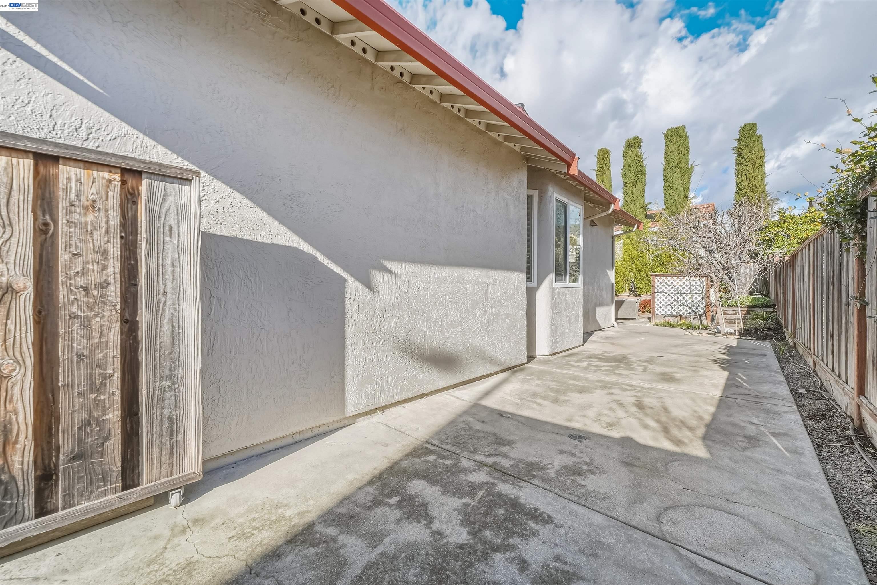 280 Summerford Circle San Ramon, CA 94583 - Photo 10 of 74