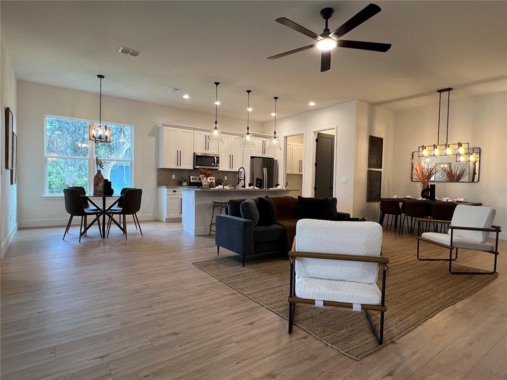 205 Rosedale Drive Deltona, FL 32764 - Photo 12 of 51