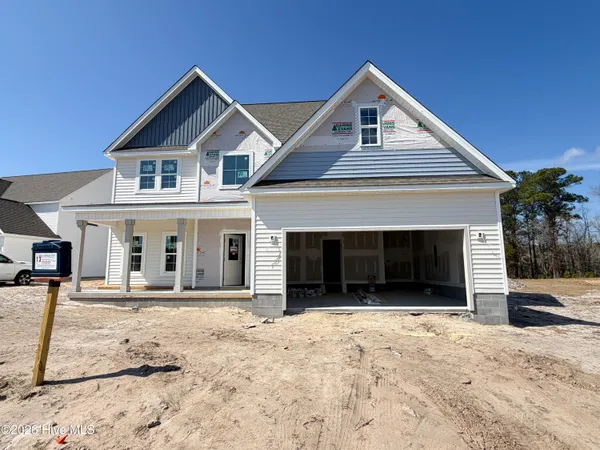$464,900 | 145 Cripple Creek Drive, Swansboro, NC 28584