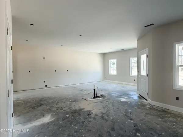 $464,900 | 145 Cripple Creek Drive, Swansboro, NC 28584