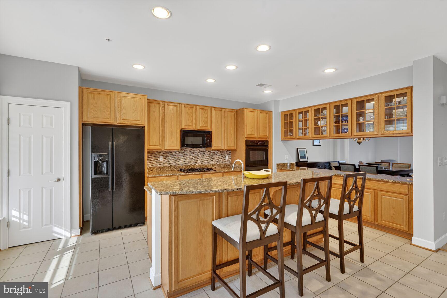 2804 Persimmon Place, Unit D3 Cambridge, MD 21613 - Photo 2 of 29 Open kitchen with great flow