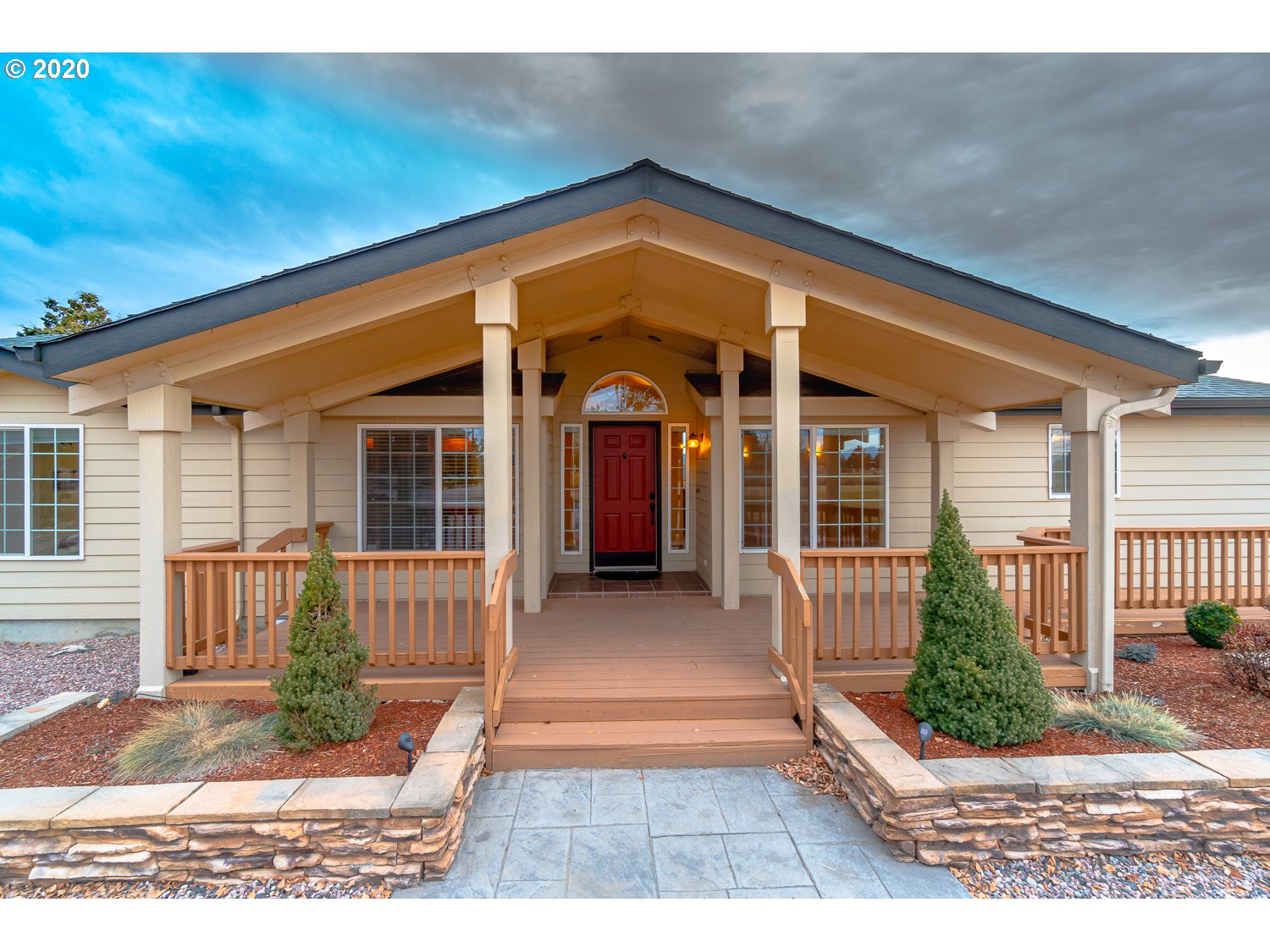 5774 Southwest Rim Road Terrebonne, OR 97760 - Photo 3 of 32 Gallery Image 3