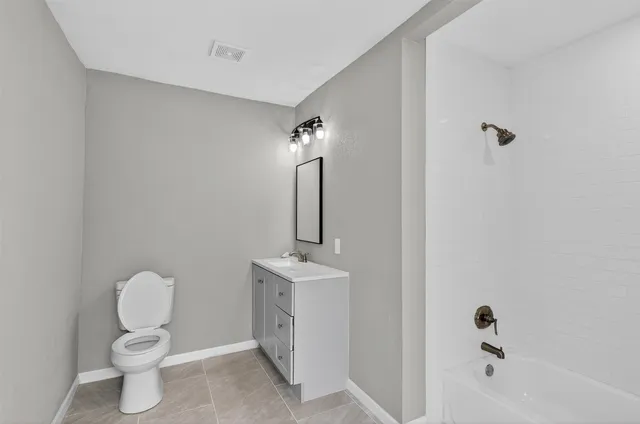 $185,000 | 1000 West 17th Street, Bryan, TX 77803