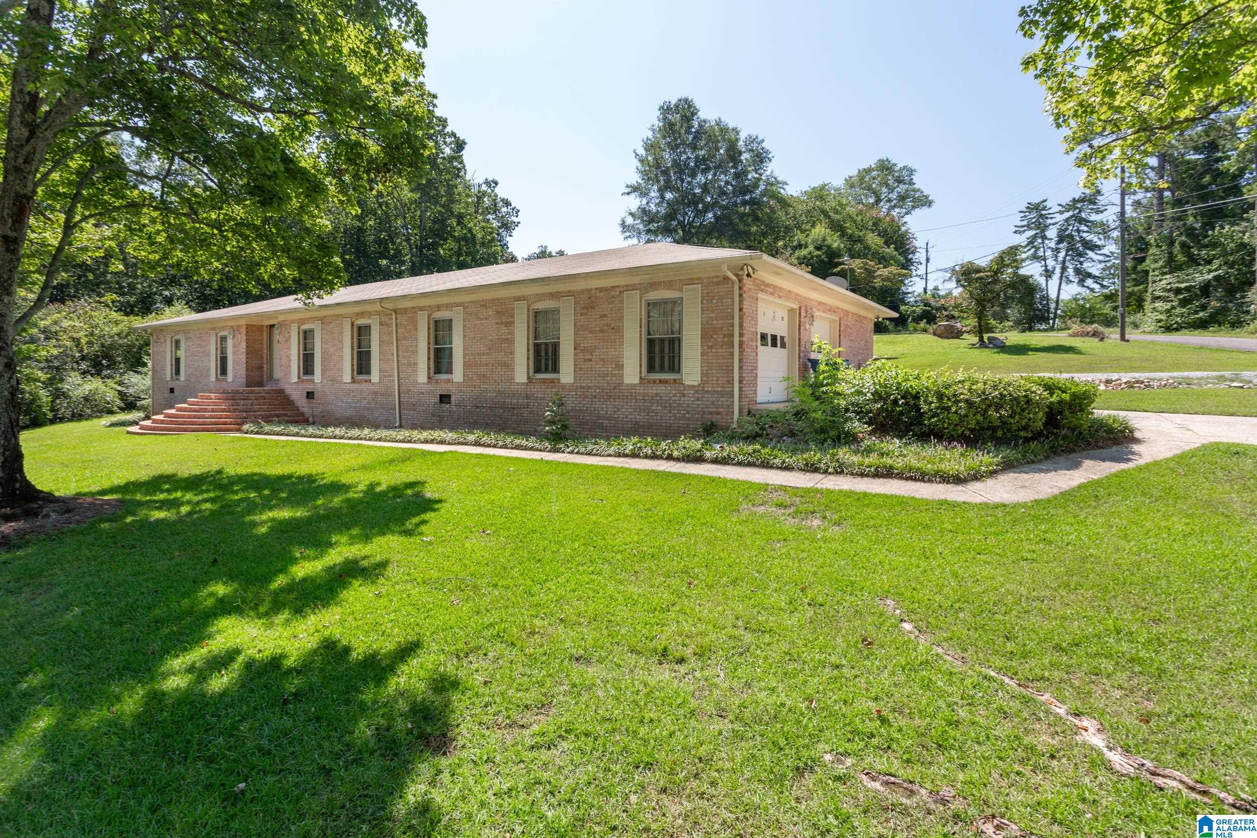 2200 Henry Road Anniston, AL 36207 - Photo 1 of 37