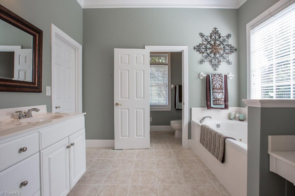 2053 Rossmore Road Clemmons, NC 27012 - Photo 17 of 29