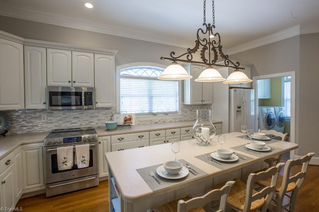 2053 Rossmore Road Clemmons, NC 27012 - Photo 3 of 29