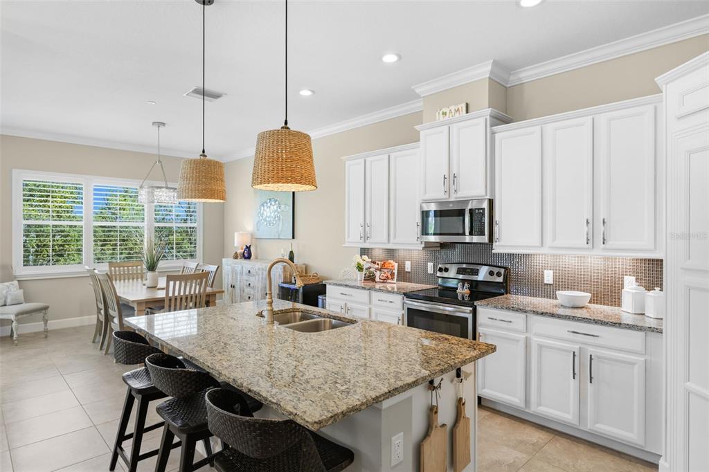 347 Compass Point Drive, Unit 201 Bradenton, FL 34209 - Photo 15 of 70