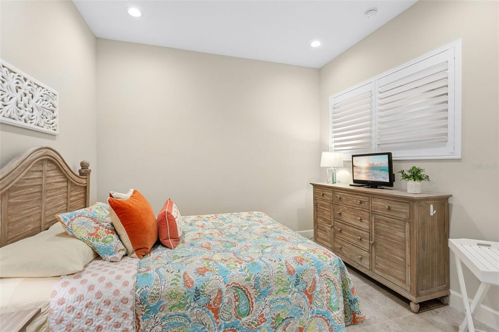 347 Compass Point Drive, Unit 201 Bradenton, FL 34209 - Photo 32 of 70
