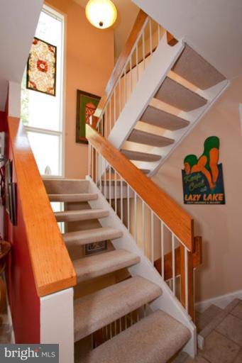 1654 Waters Edge Lane Reston, VA 20190 - Photo 14 of 30 a view of entryway