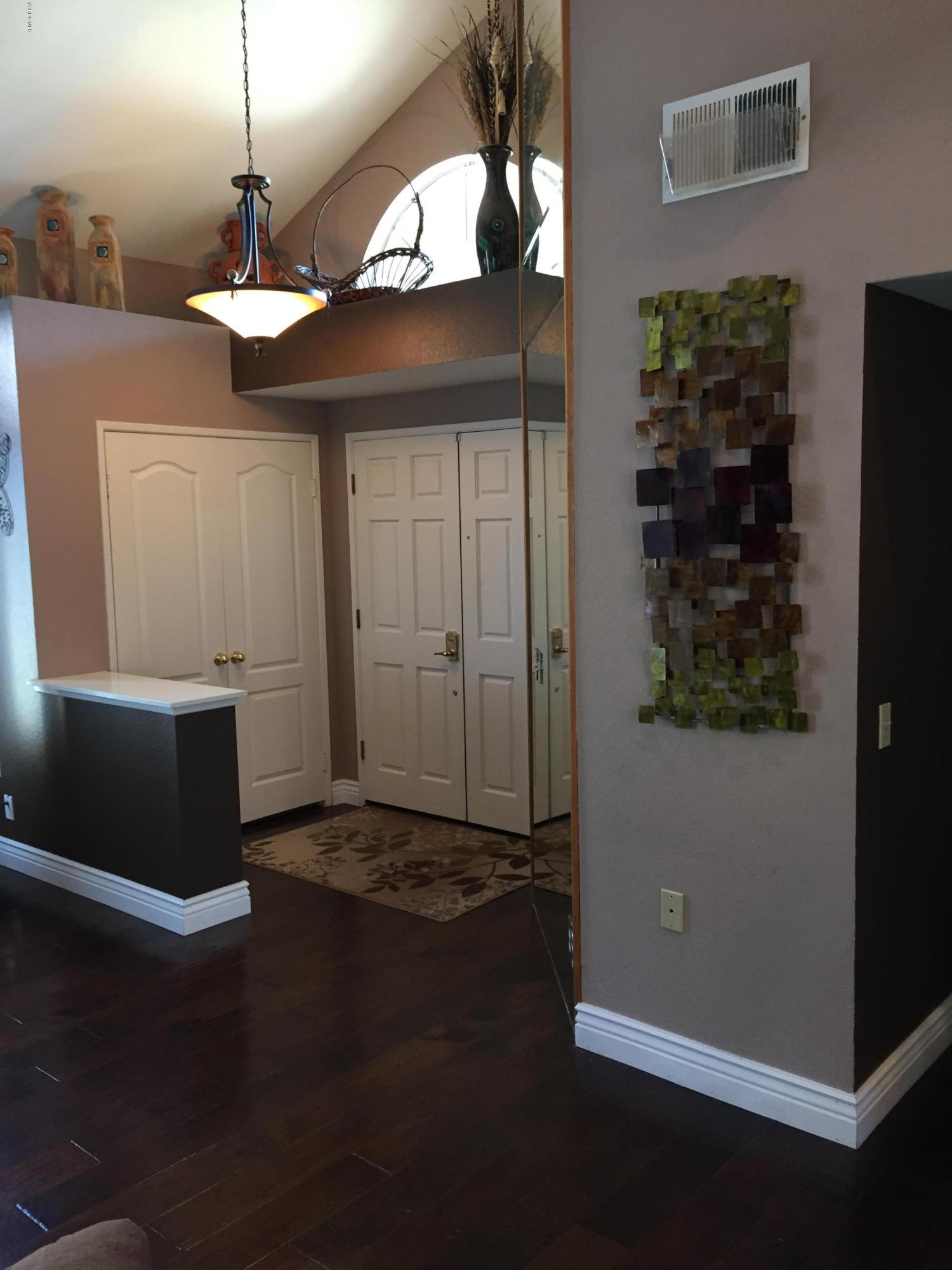 511 Galloping Hill Road Simi Valley, CA 93065 - Photo 3 of 33 IMG_3448