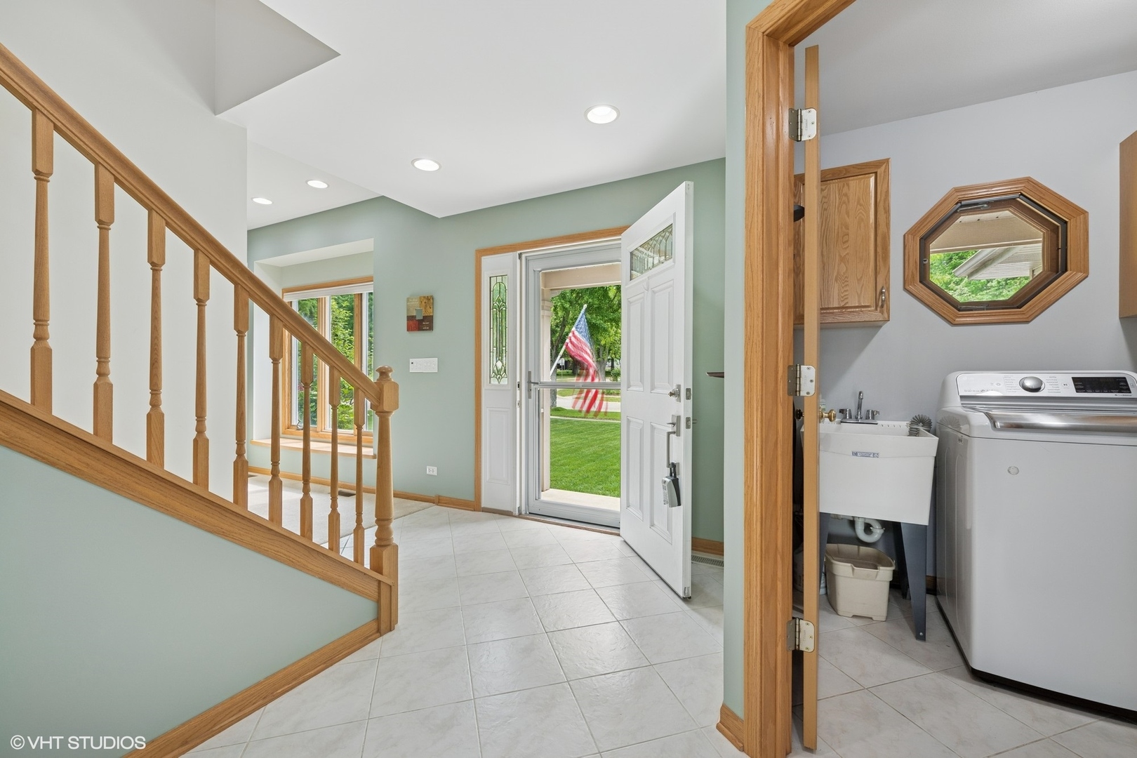 810 Tamarac Drive Algonquin, IL 60102 - Photo 13 of 36 a view of a hallway with workspace and windows