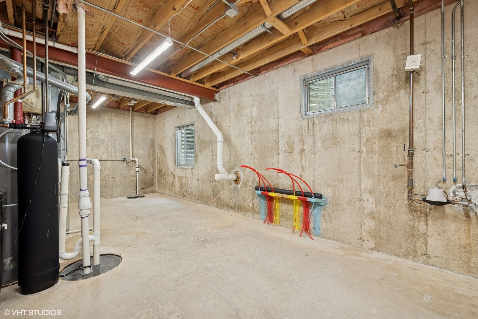810 Tamarac Drive Algonquin, IL 60102 - Photo 28 of 36 a view of an empty room