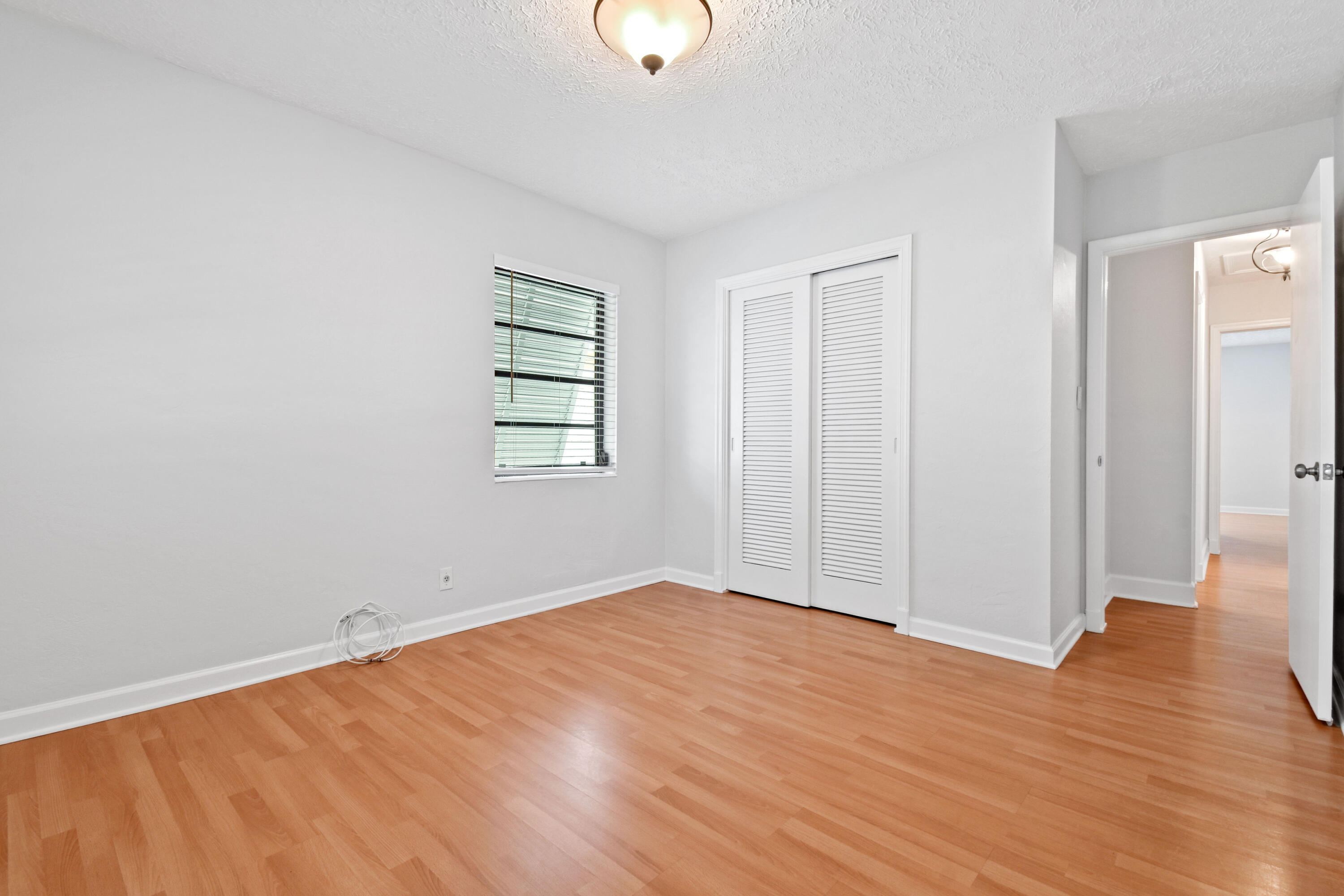 214 Seville Road West Palm Beach, FL 33405 - Photo 19 of 40 214SevilleRd(22)
