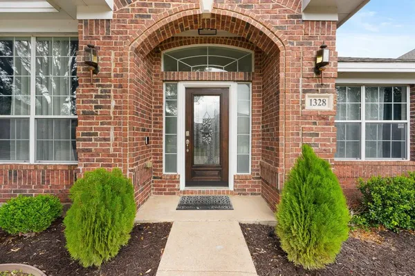 $399,990 | 1328 Rawlins Drive, Lancaster, TX 75134