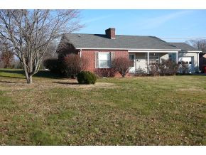 1532 Pactolas Road Johnson City, TN 37604 - Photo 4 of 17 Photo 4