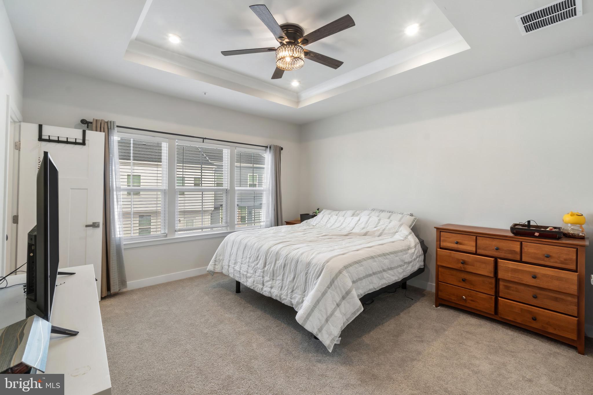 7932 Tanbridge Lane Pasadena, MD 21122 - Photo 21 of 31 Primary bedroom